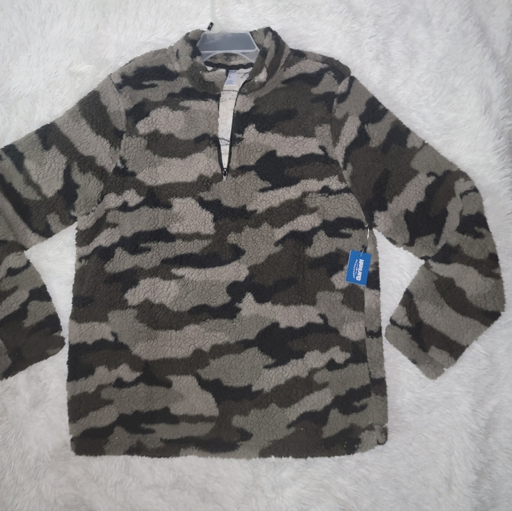 Men's Camo Sherpa 1/4 zip Pullover Sweater Size L